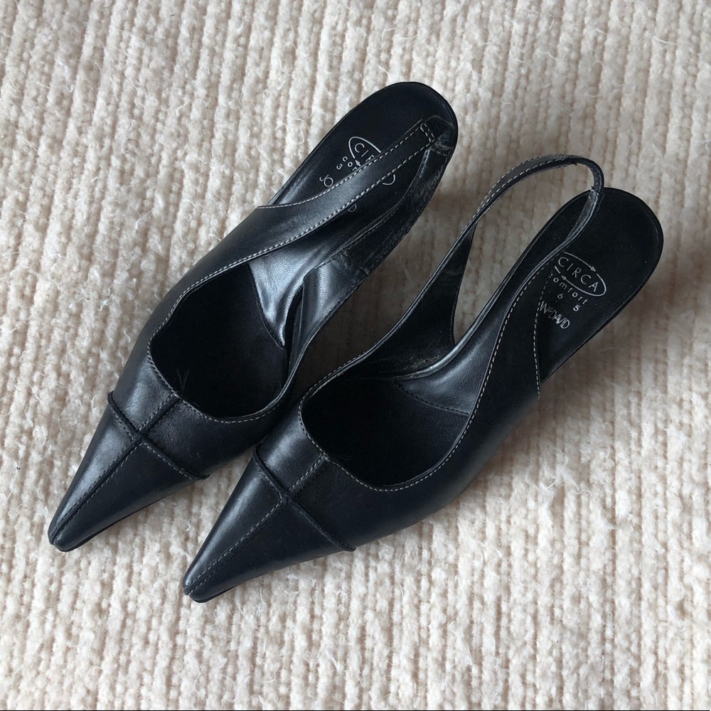 JOAN & DAVID Black slingback heels